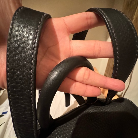 Coach vintage leather back pack - Picture 7 of 7